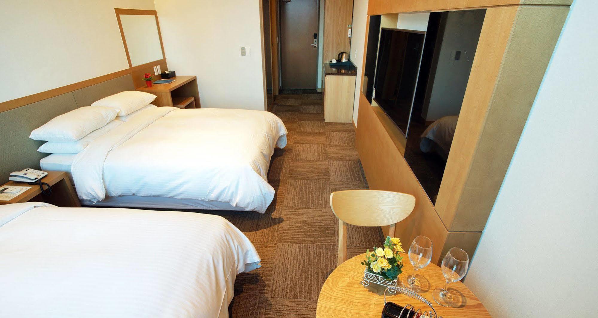 Jeju Poong Gyung Hotel Seogwipo Exterior foto