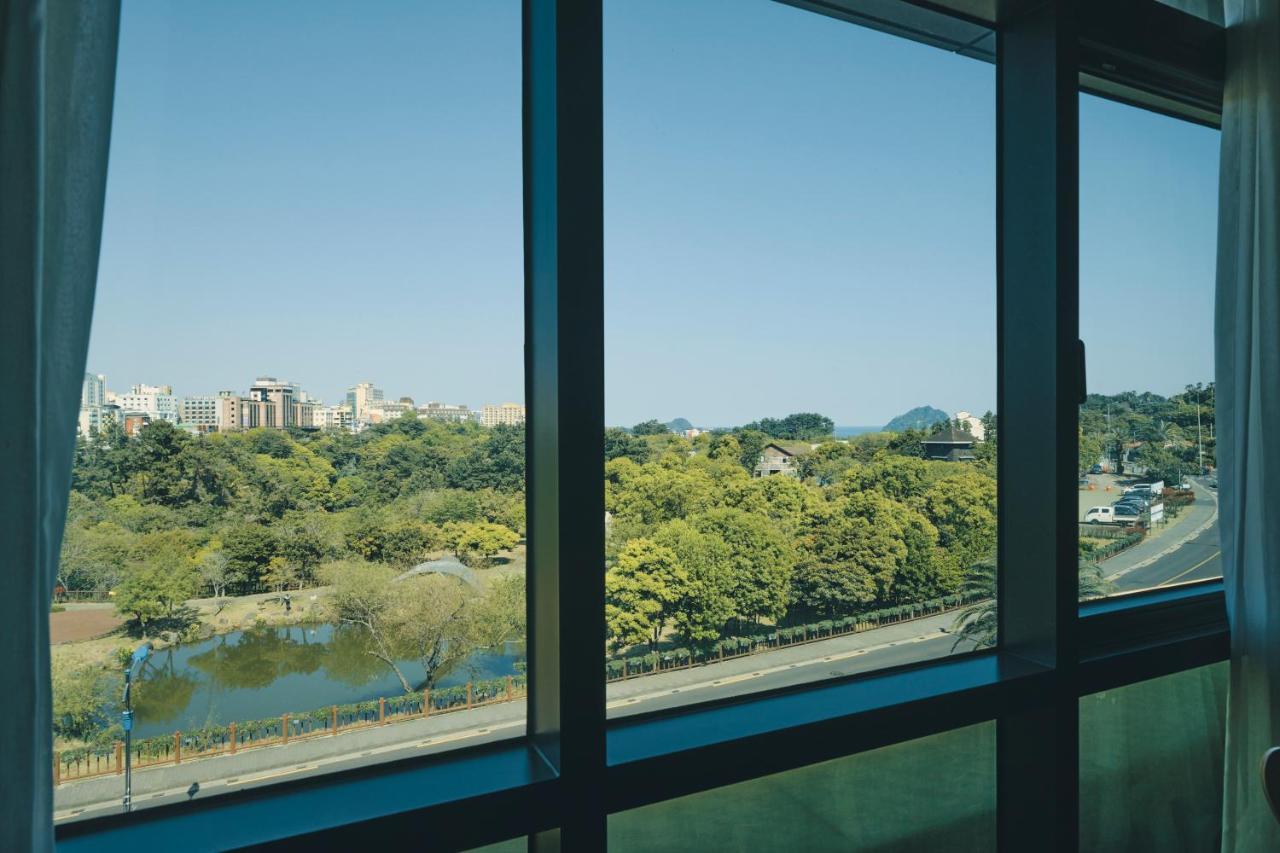 Jeju Poong Gyung Hotel Seogwipo Exterior foto